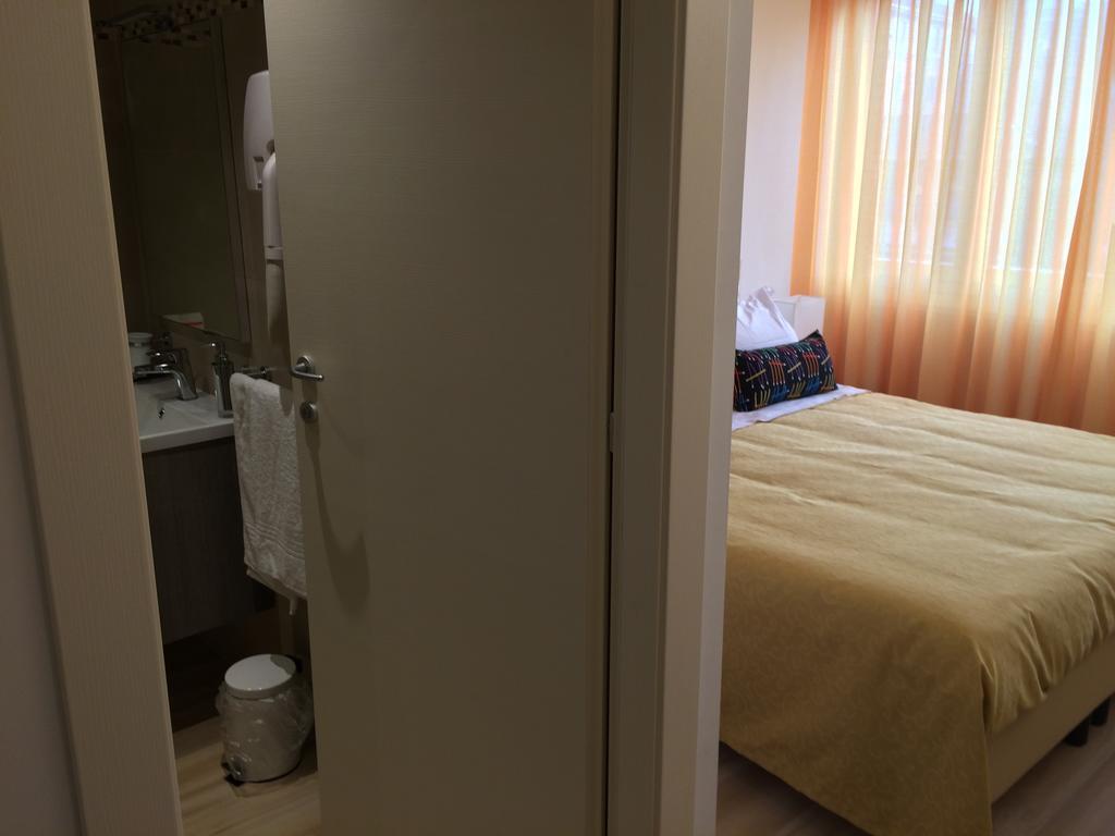 Hotel Enjoy Milano Zimmer foto